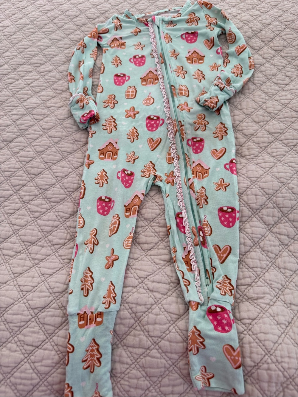 Ruffle Butts Foot Pajamas 12-18M   Gingerbread Print Mint One-Piece Pajamas